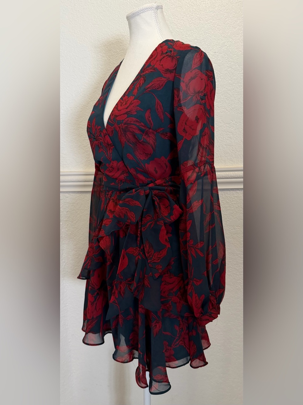Hello Molly Floral Wrap Mini Dress 🌹 - Picture 12 of 13